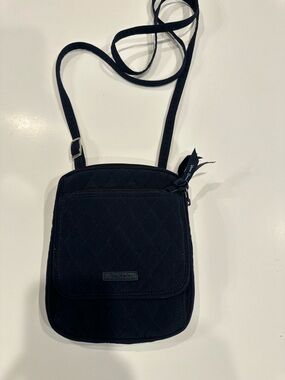 Vera Bradley Black Quilted Crossbody Pouch